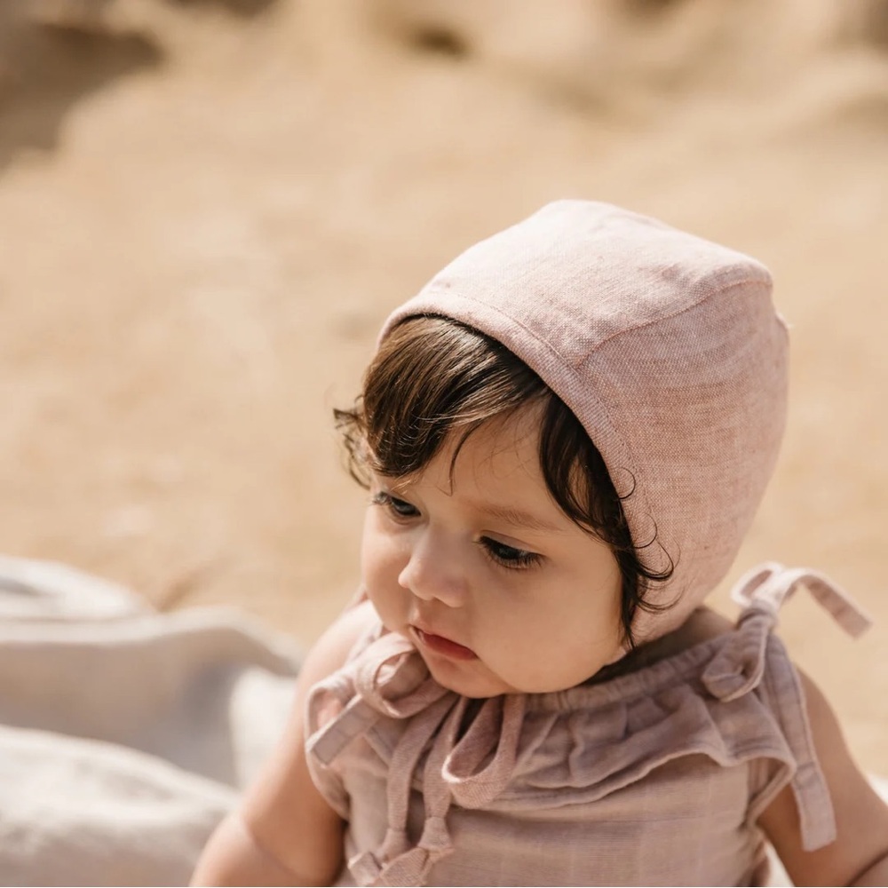 Briar bonnet in blush